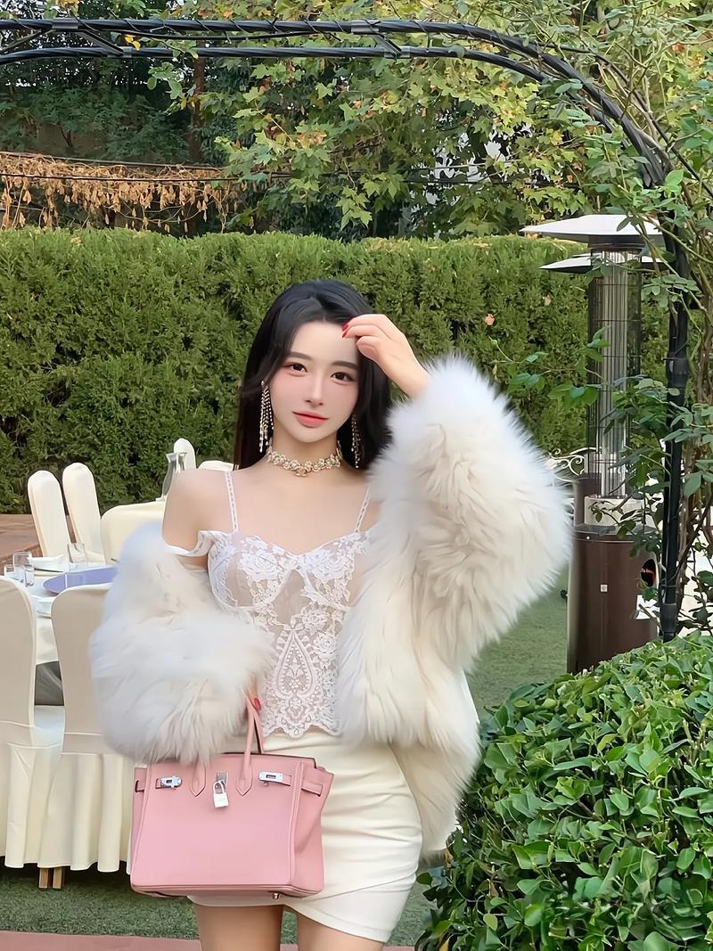 giải mã giấc mơ thấy mình là vua